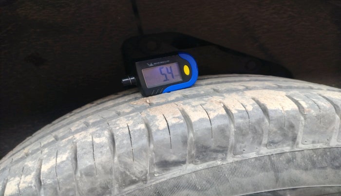 2021 Tata Harrier XM 2.0L KRYOTEC, Diesel, Manual, 32,095 km, tyre