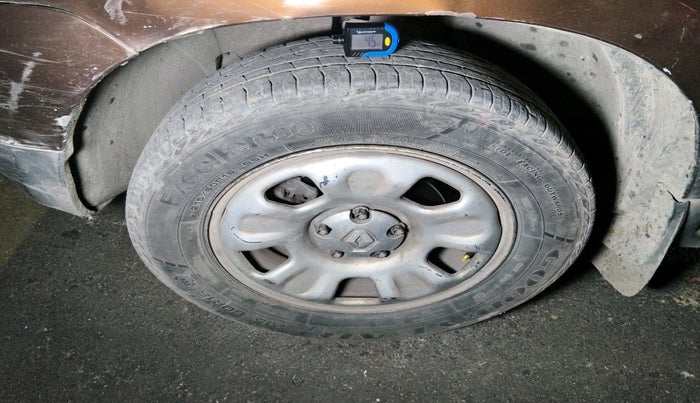 2013 Renault Duster 85 PS RXE DIESEL, Diesel, Manual, 2,06,788 km, tyre