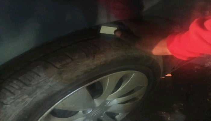 2017 Maruti Baleno DELTA PETROL 1.2, Petrol, Manual, 1,00,937 km, tyre