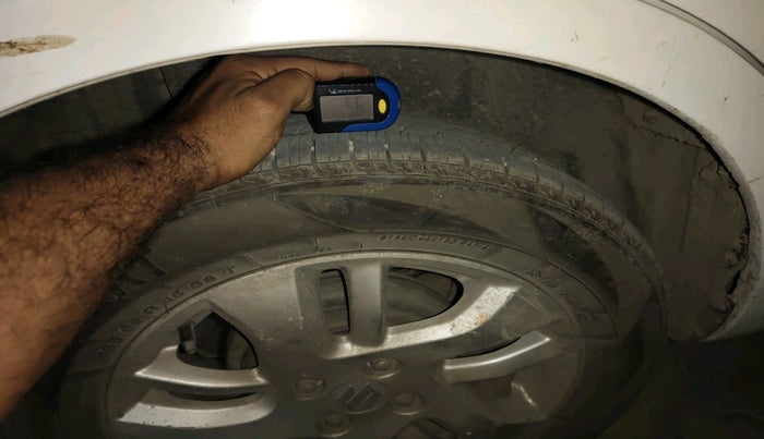 2014 Maruti Swift Dzire ZDI, Diesel, Manual, 1,55,313 km, tyre