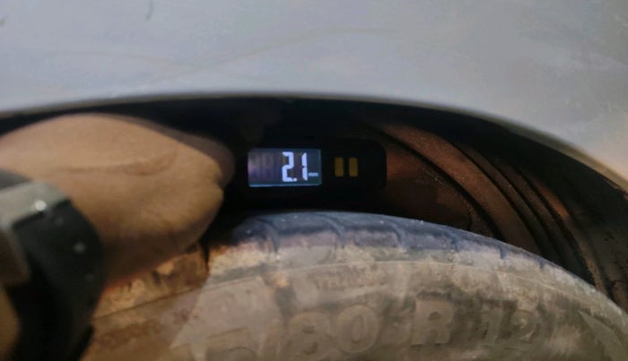 2012 Hyundai Eon D-LITE + LPG, Petrol, Manual, 1,28,223 km, tyre