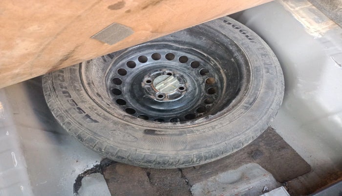 2015 Honda City 1.5L I-DTEC V, Diesel, Manual, 87,045 km, tyre