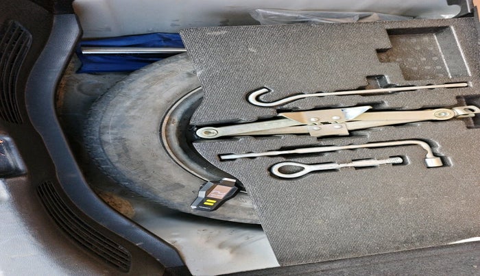 2017 Honda Jazz 1.2L I-VTEC SV, Petrol, Manual, 56,265 km, tyre