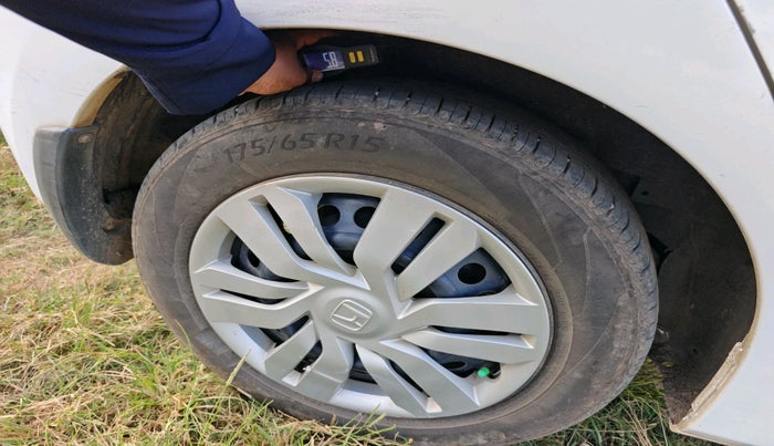 2017 Honda Jazz 1.2L I-VTEC SV, Petrol, Manual, 56,265 km, tyre