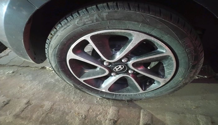 2017 Hyundai Grand i10 ASTA 1.2 KAPPA VTVT, Petrol, Manual, 56,145 km, tyre