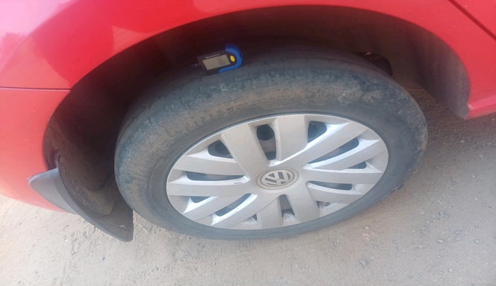 2018 Volkswagen Polo COMFORTLINE 1.2L, Petrol, Manual, 1,10,754 km, tyre