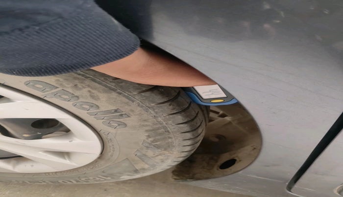 2016 Hyundai Grand i10 MAGNA 1.2 KAPPA VTVT, Petrol, Manual, 64,617 km, tyre