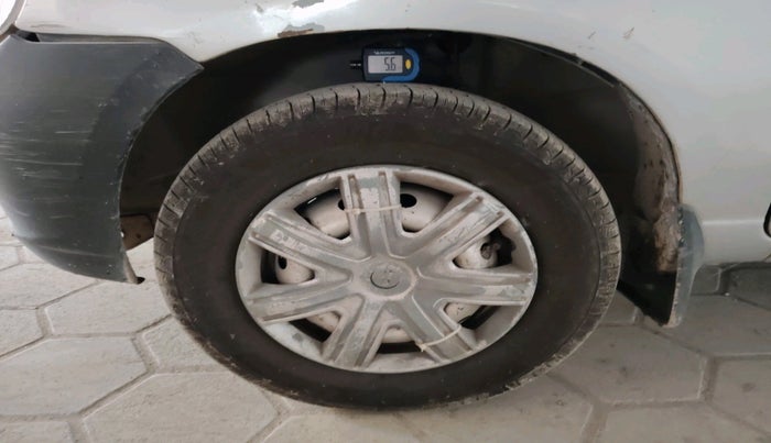 2011 Maruti Alto LXI, Petrol, Manual, 86,373 km, tyre