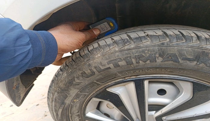 2022 Maruti New Wagon-R LXI 1.0, Petrol, Manual, 8,338 km, tyre