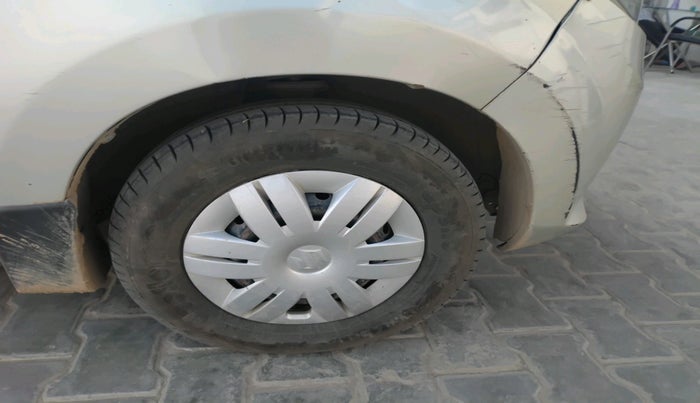 2013 Maruti Alto 800 LXI, Petrol, Manual, 1,09,567 km, tyre