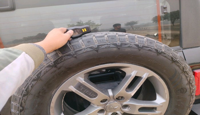 2023 Mahindra Thar LX D HT 2WD MT, Diesel, Manual, 51,840 km, tyre