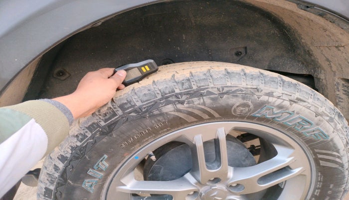 2023 Mahindra Thar LX D HT 2WD MT, Diesel, Manual, 51,840 km, tyre