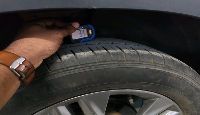 2021 KIA SELTOS HTX IVT 1.5 PETROL, Petrol, Automatic, 34,832 km, tyre