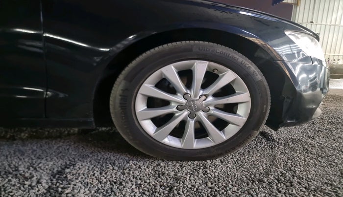 2013 Audi A6 2.0 TDI PREMIUM PLUS, Diesel, Automatic, 1,37,806 km, tyre