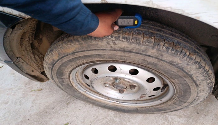 2013 Maruti Swift Dzire TOUR DIESEL, Diesel, Manual, 2,77,140 km, tyre