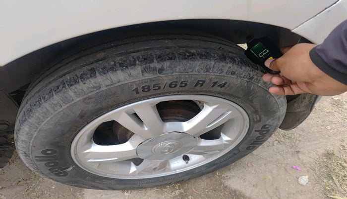 2011 Hyundai i20 SPORTZ 1.2, Petrol, Manual, 82,317 km, tyre