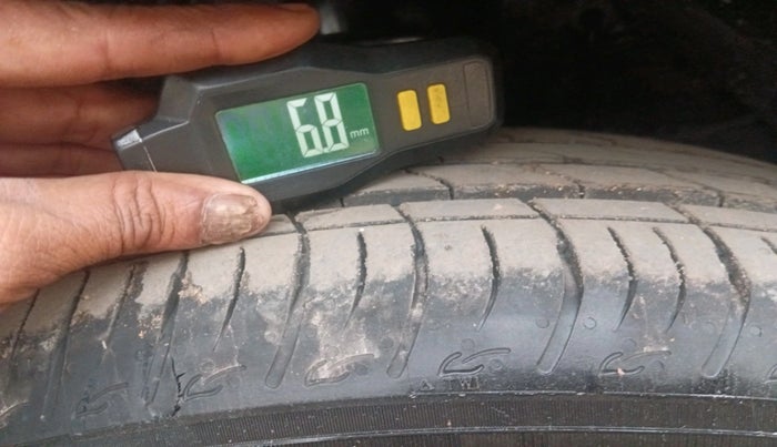 2024 Maruti BREZZA LXI, Petrol, Manual, 525 km, tyre