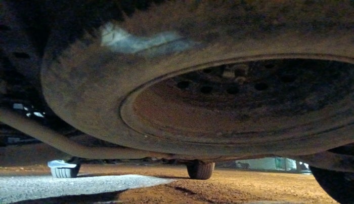 2015 Mahindra XUV500 W6, Diesel, Manual, 1,64,373 km, tyre