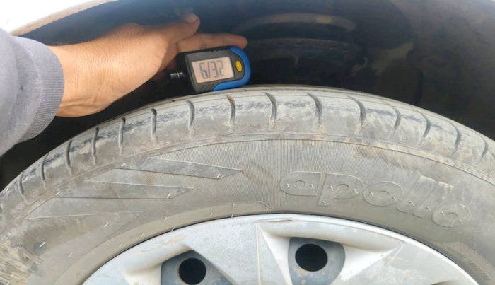 2017 Hyundai Elite i20 SPORTZ 1.2, Petrol, Manual, 1,00,366 km, tyre