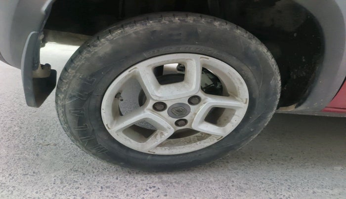 2016 Renault Kwid RXT 1.0, Petrol, Manual, 56,168 km, tyre