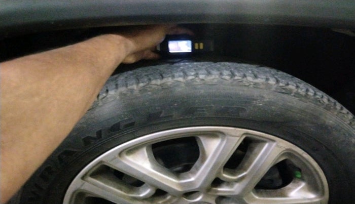 2018 Jeep Compass LIMITED (O) 2.0 DIESEL, Diesel, Manual, 1,45,917 km, tyre