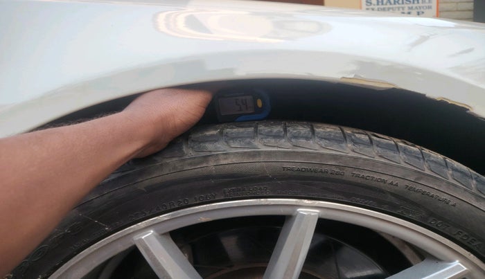 2010 Audi A8L W12 QUATTRO, Petrol, Automatic, 45,657 km, tyre