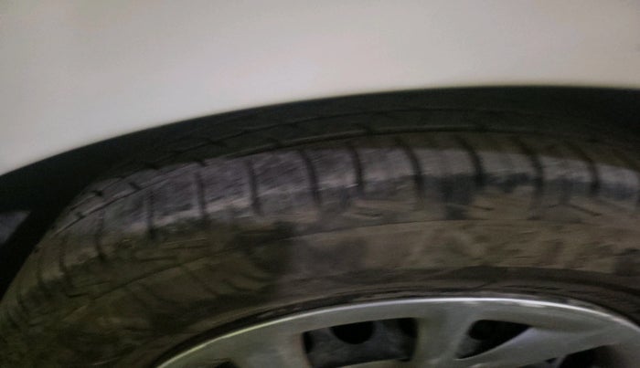 2017 Hyundai Grand i10 SPORTZ 1.2 KAPPA VTVT, Petrol, Manual, 89,699 km, tyre