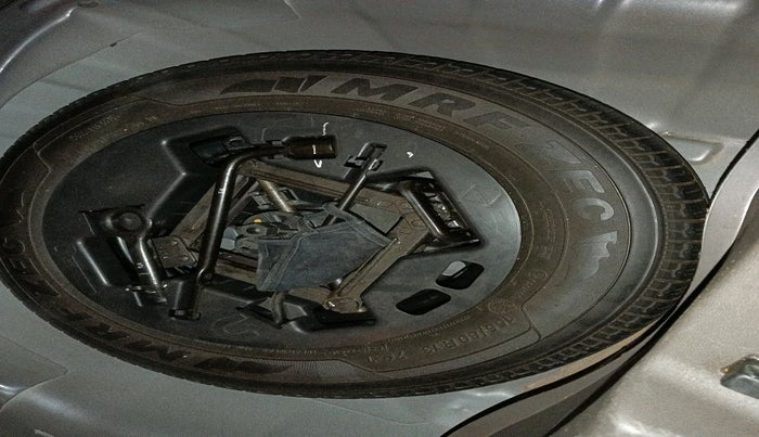 2010 Hyundai i10 SPORTZ 1.2, Petrol, Manual, 58,588 km, tyre