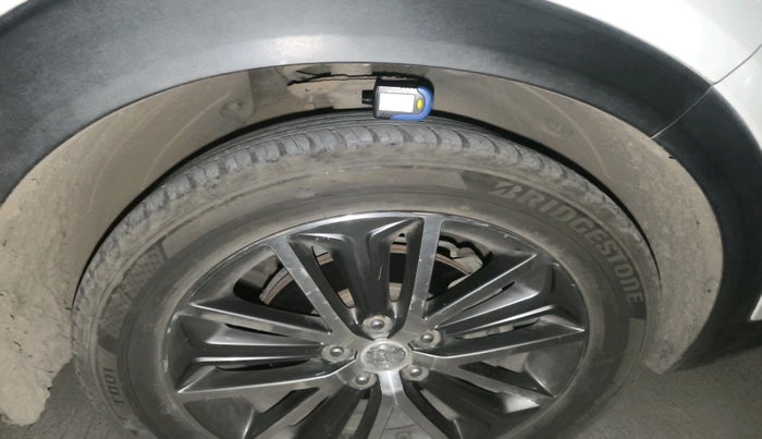 2017 Hyundai Tucson GLS 2WD AT DIESEL, Diesel, Automatic, 1,68,404 km, tyre