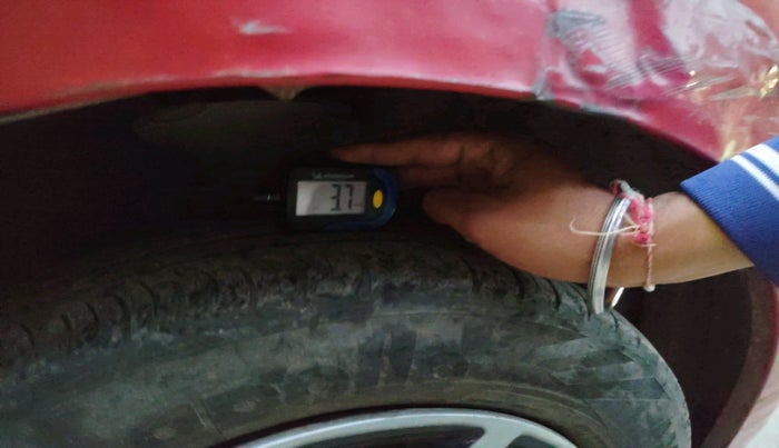 2010 Maruti A Star LXI, Petrol, Manual, 79,207 km, tyre