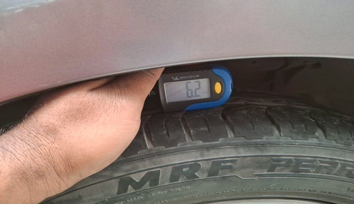 2017 Maruti Ciaz ZDI+ SHVS, Diesel, Manual, 1,41,767 km, tyre