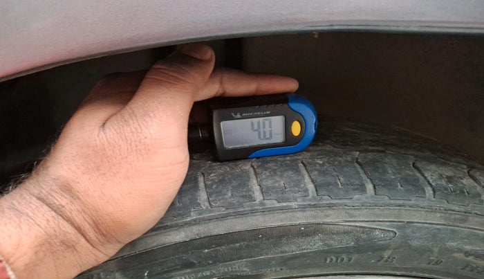 2017 Maruti Ciaz ZDI+ SHVS, Diesel, Manual, 1,41,767 km, tyre