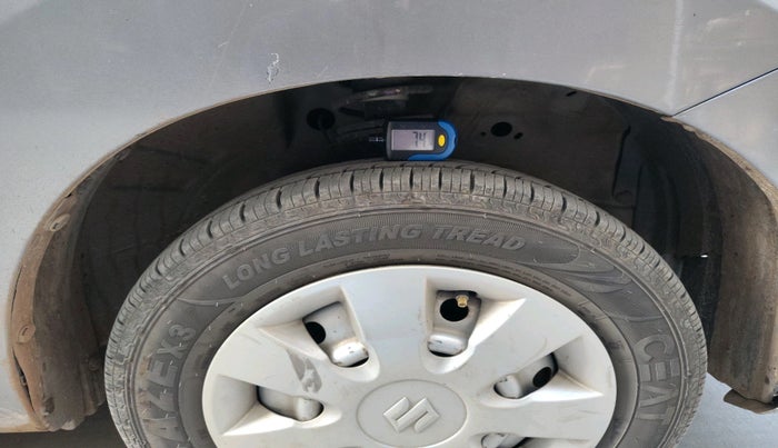 2014 Maruti Wagon R 1.0 LXI, Petrol, Manual, 47,734 km, tyre