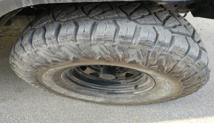 2017 Mahindra Thar CRDE 4X4 AC, Diesel, Manual, 99,015 km, tyre