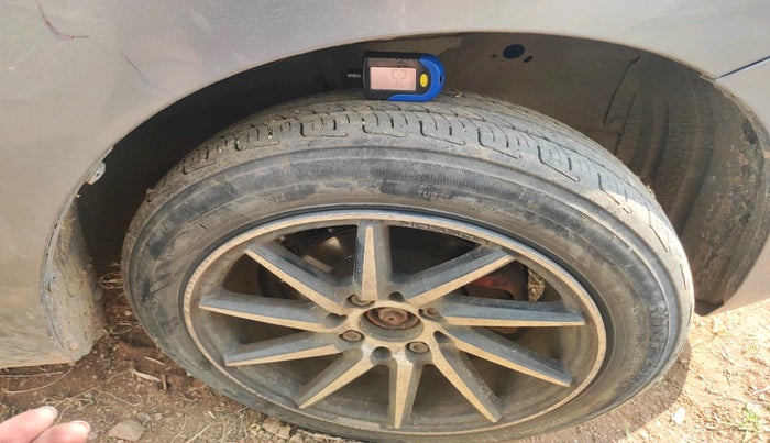 2015 Maruti Wagon R 1.0 VXI AMT, Petrol, Automatic, 95,906 km, tyre