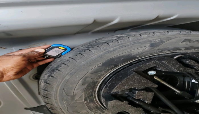 2020 Skoda Rapid 1.0 AMBITION TSI MT, Petrol, Manual, 81,002 km, tyre