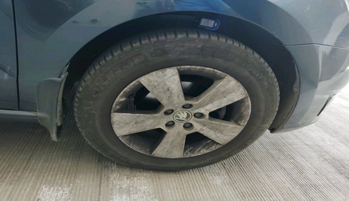 2020 Skoda Rapid 1.0 AMBITION TSI MT, Petrol, Manual, 81,002 km, tyre