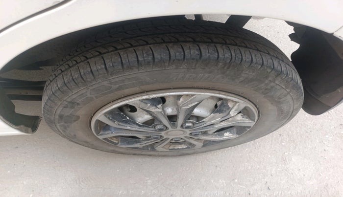 2018 Maruti Wagon R 1.0 LXI CNG (O), Petrol, Manual, 1,23,010 km, tyre