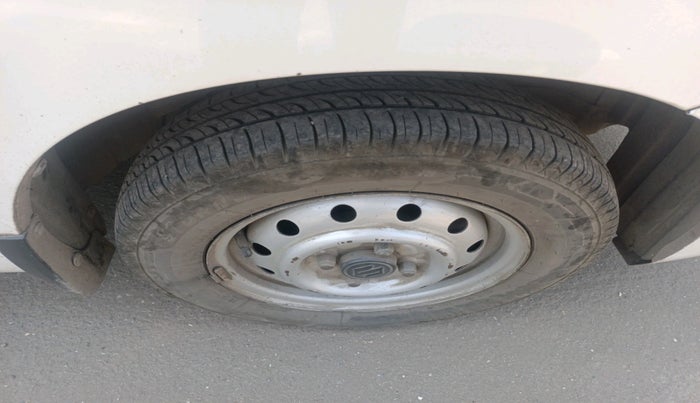 2018 Maruti Wagon R 1.0 LXI CNG (O), Petrol, Manual, 1,23,010 km, tyre