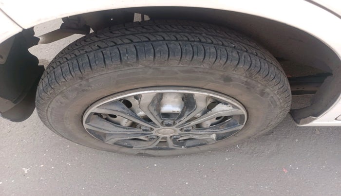 2018 Maruti Wagon R 1.0 LXI CNG (O), Petrol, Manual, 1,23,010 km, tyre