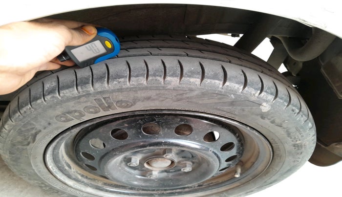 2012 Maruti Wagon R 1.0 VXI, Petrol, Manual, 69,977 km, tyre