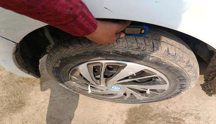 2022 Maruti Alto K10 VXI, Petrol, Manual, 27,105 km, tyre