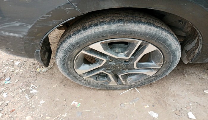 2021 Tata TIGOR XZ PETROL, Petrol, Manual, 39,308 km, tyre