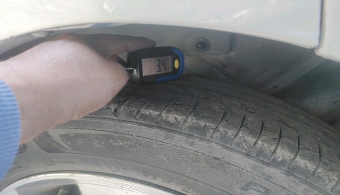 2015 Hyundai Elite i20 ASTA 1.4 CRDI (O), Diesel, Manual, 84,580 km, tyre