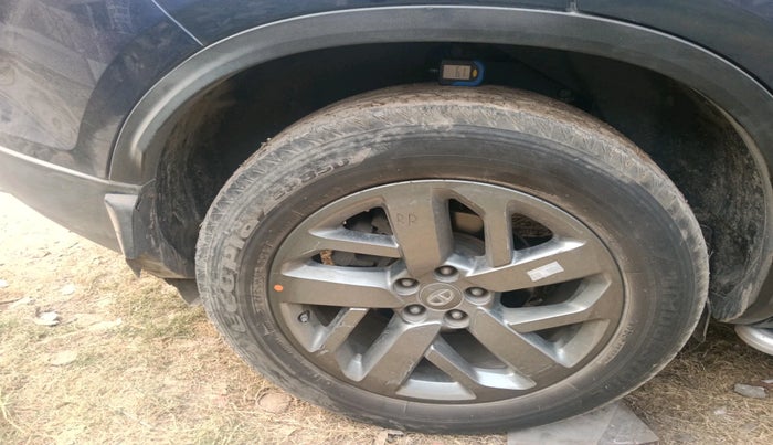 2022 Tata Safari XT PLUS, Diesel, Manual, 55,420 km, tyre