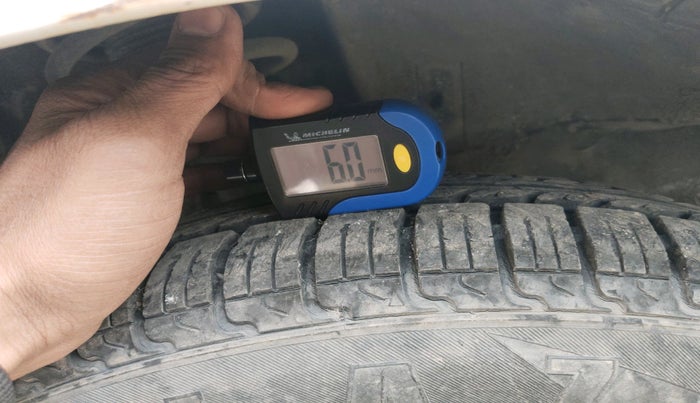 2011 Maruti Swift Dzire VXI, Petrol, Manual, 52,845 km, tyre