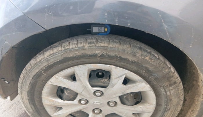 2016 Hyundai Grand i10 SPORTZ 1.2 KAPPA VTVT, Petrol, Manual, 61,631 km, tyre