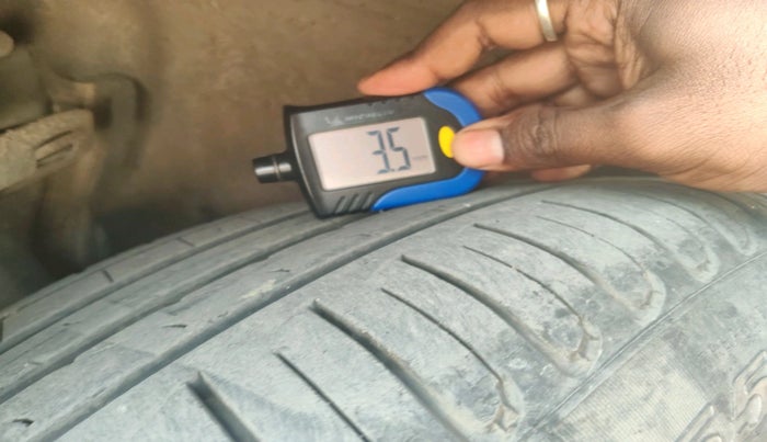 2023 Mercedes Benz GLA Class 200, Petrol, Automatic, 10,000 km, tyre