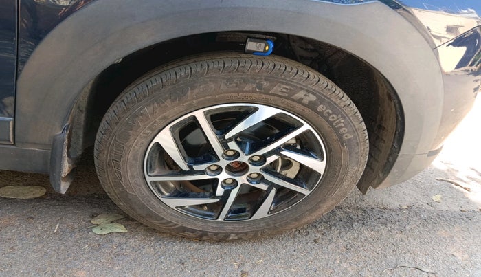 2024 Mahindra XUV 3XO AX5 1.5 Turbo Diesel Autoshift Plus, Diesel, Automatic, 15,539 km, tyre