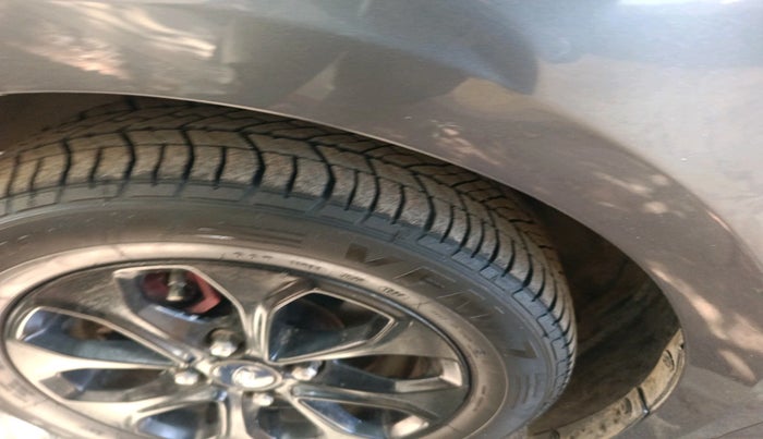 2015 Ford New Figo TITANIUM 1.2 PETROL MT, Petrol, Manual, 81,301 km, tyre